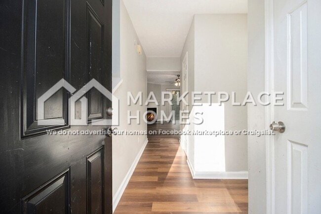 2033 Charter Ln in Lithonia, GA - Building Photo - Building Photo