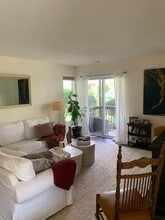 375 Woodlake Dr in Evesham, NJ - Building Photo - Building Photo