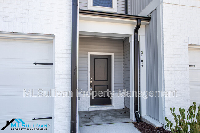 2106 Regal Dr in Durham, NC - Building Photo - Building Photo