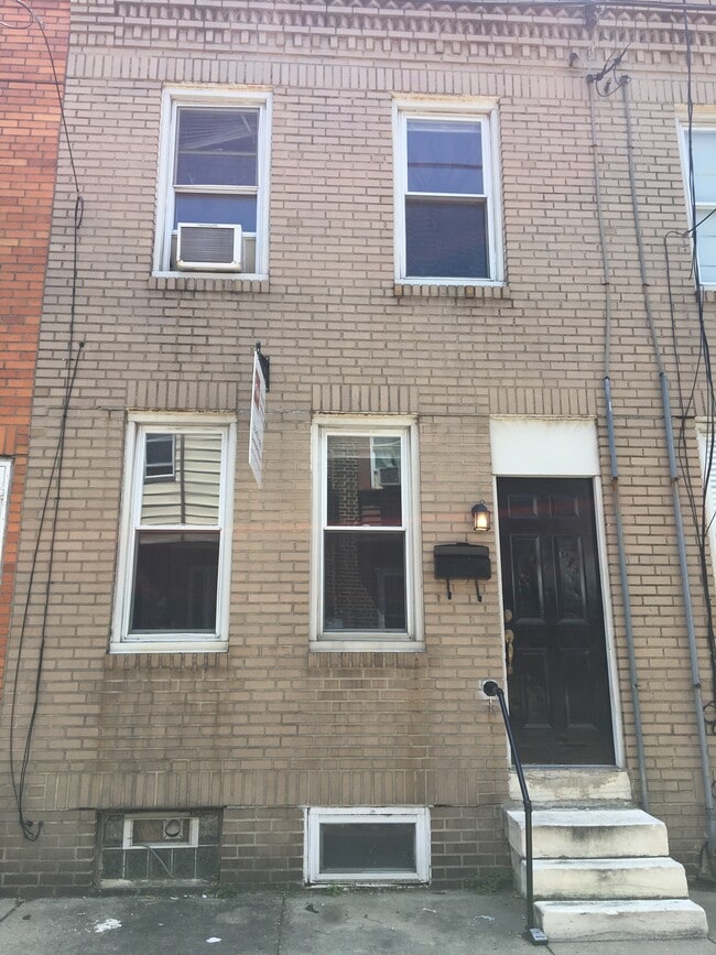property at 816 Cantrell St