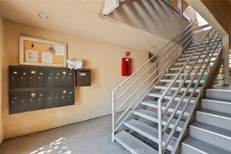 333 W Alameda Ave in Burbank, CA - Building Photo - Building Photo