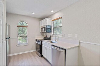 5000 League Line Rd in Conroe, TX - Building Photo - Building Photo