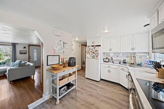 95 Oriole Rd in Stoughton, MA - Building Photo - Building Photo