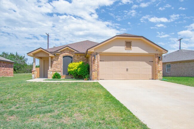 property at 6505 Castle Gap Dr