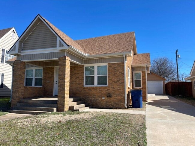 1409 S 17th St in Chickasha, OK - Building Photo - Building Photo