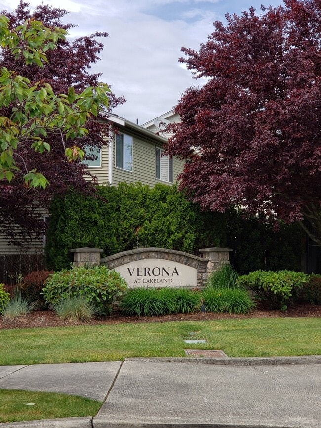 7134 Montevista Dr SE in Auburn, WA - Building Photo - Building Photo