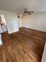 2647 Poplar Ave in Springfield, IL - Building Photo