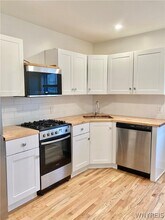 56 Trinity Pl in Buffalo, NY - Building Photo - Building Photo