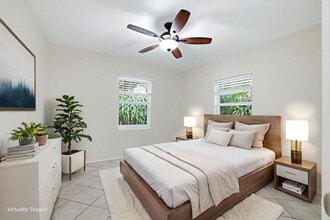 2000 NE 18th St in Fort Lauderdale, FL - Foto de edificio - Building Photo