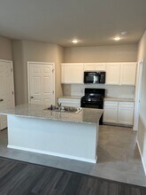 1310 Tortoise Wood Rd in Norman, OK - Building Photo - Building Photo
