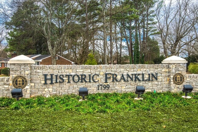 property at 501 S Margin St