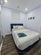 45 Souter Dr in Whitby, ON - Building Photo - Building Photo