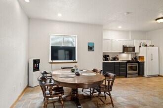 3348 Hales Ranch Rd in Cheyenne, WY - Building Photo - Building Photo