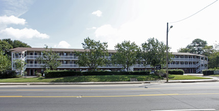 Dove Landing Apartments in Norfolk, VA - Building Photo - Building Photo