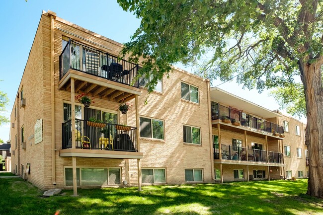 Park Terrace in Fargo, ND - Foto de edificio - Building Photo