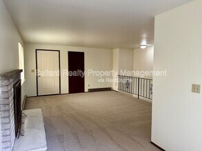 2015 NW 62nd St in Seattle, WA - Building Photo - Building Photo