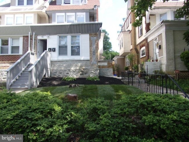 6154 Lebanon Ave in Philadelphia, PA - Building Photo - Building Photo