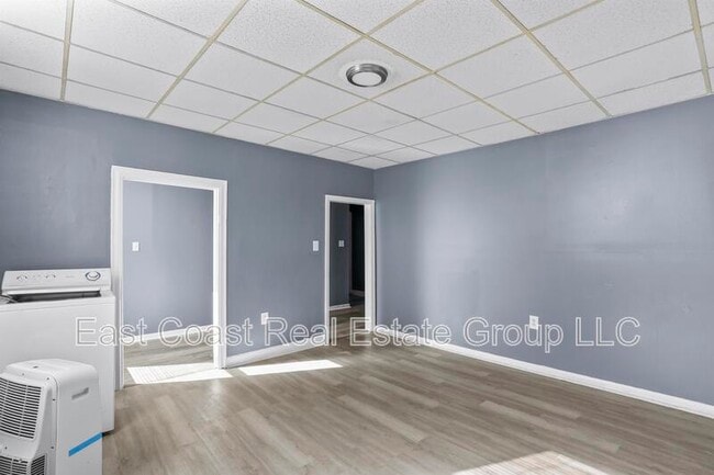 15 E Water St in Smithsburg, MD - Building Photo - Building Photo