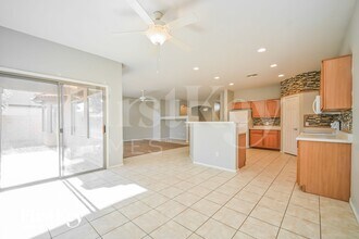 3032 E Pinto Valley Rd in San Tan Valley, AZ - Building Photo - Building Photo