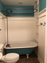 6592 Moores Mill Rd in Huntsville, AL - Foto de edificio - Building Photo