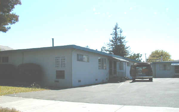 Adrian Court in Napa, CA - Building Photo - Building Photo