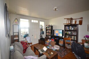 1626 Commonwealth Ave, Unit 14 in Boston, MA - Building Photo