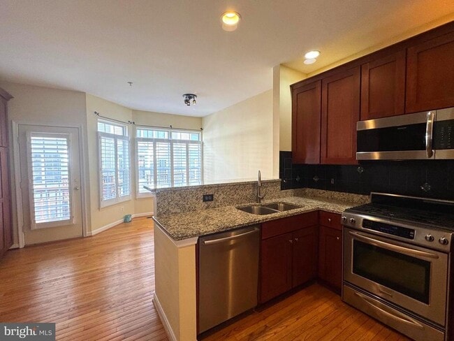 136 Cameron Station Blvd in Alexandria, VA - Building Photo - Building Photo