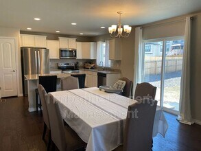 12640 Hiddenwalk Way in Peyton, CO - Foto de edificio - Building Photo