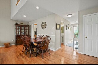 148 Ariel Cir in Sutton, MA - Building Photo - Building Photo