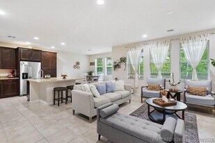 16310 Oakview Dr in Westlake, FL - Building Photo