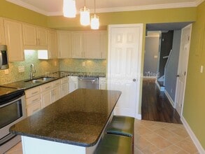 620 Walker Ave in Greensboro, NC - Building Photo - Building Photo