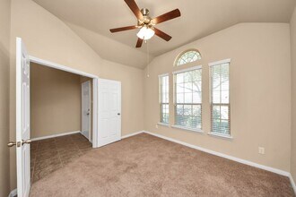 3003 Emily Vista Ln in Fresno, TX - Foto de edificio - Building Photo