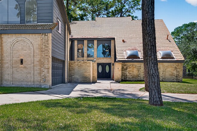 property at 5815 Green Terrace Ln