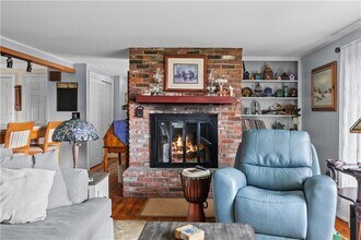 30 Johnnycake Ln in Portsmouth, RI - Building Photo - Building Photo