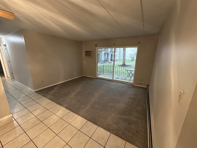 property at 956 S Lincoln St