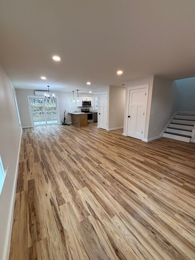 20 Pond Rd in Hampden, ME - Building Photo - Building Photo