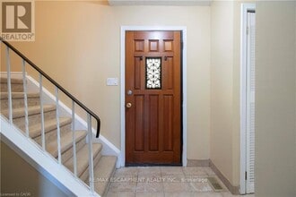 153 Limeridge Rd W in Hamilton, ON - Building Photo - Building Photo