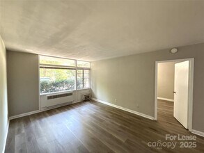 2126 E 7th St in Charlotte, NC - Building Photo - Building Photo