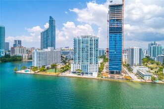 725 NE 22nd St, Unit 10E in Miami, FL - Building Photo - Building Photo
