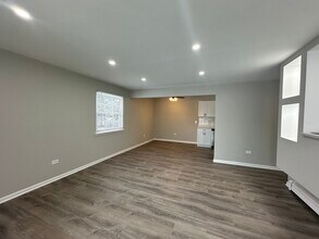 111 W 63rd St in Westmont, IL - Building Photo - Building Photo