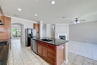 23 Juniper Berry Way in Lakeway, TX - Building Photo - Building Photo