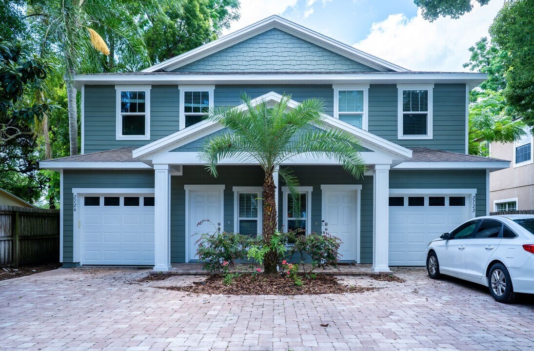 2724 E Church St in Orlando, FL - Building Photo