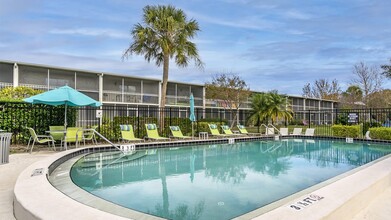 Waterchase Apartments in Largo, FL - Building Photo - Building Photo