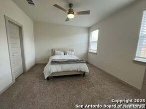 7717 Linnie Ln in Austin, TX - Building Photo - Building Photo