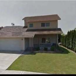1176 Bunker Ave in Woodburn, OR - Building Photo