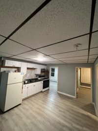 98 Japonica St photo'