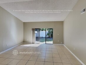 670 Thornridge Ave in Davie, FL - Foto de edificio - Building Photo