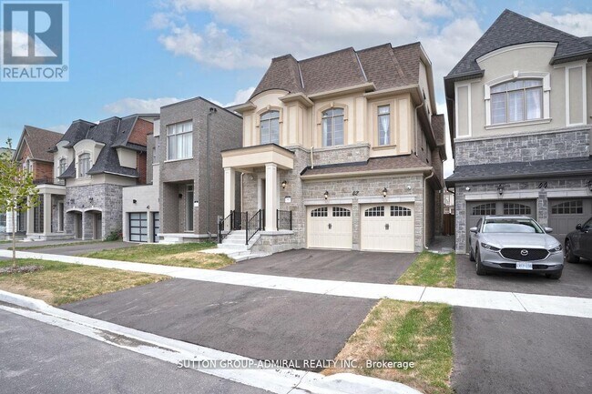 42 Solar St in Richmond Hill, ON - Building Photo - Building Photo