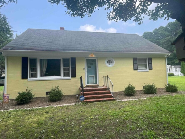 property at 133 Gordon Dr