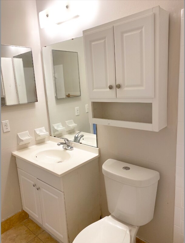 1651 Goodyear Ave, Unit 1651 in Lakeland, FL - Foto de edificio - Building Photo